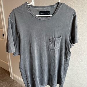 Abercrombie & Fitch Gray Short Sleeve Tee